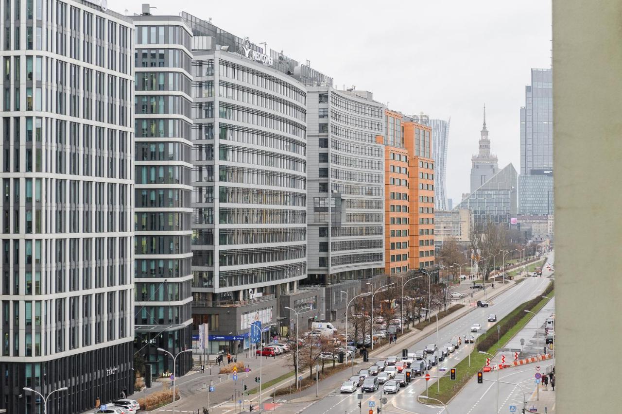 Family Apartment With A Terrace On Aleje Jerozolimskie Varşovia Exterior foto